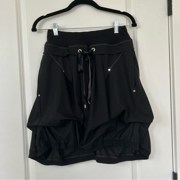 Funky TRICOTTO size S Draped High Low Hem Mini Bubble Skirt - Picture 1 of 8